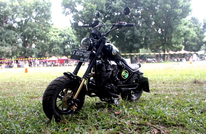Yamaha Scoprio custom mini chopper