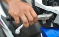 Lebih Awet dan Murah, Nih Pilihan Substitusi Handle Rem Matic Honda
