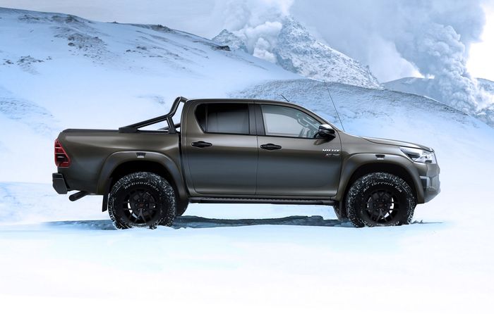 Upgrade sisi mekanis dan visual Toyota Hilux AT35 garapan Arctic Truck