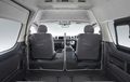Cuma Segini Harga Partisi Murah Untuk Kabin Toyota HiAce di Jepang