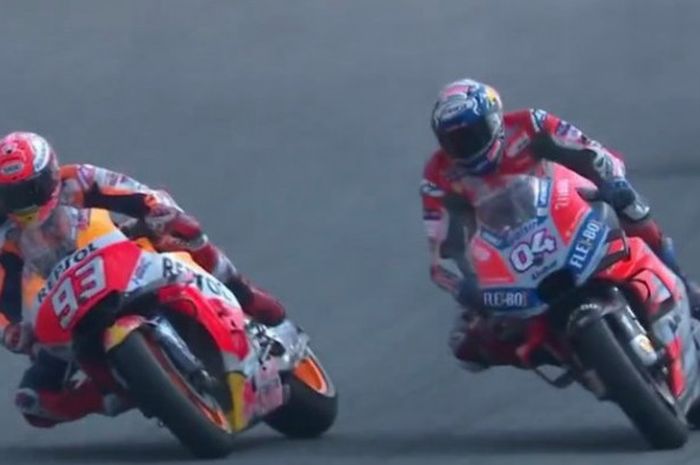 Andrea Dovizioso (kanan) mengungkap perkembangan motor Ducati di sesi latihan bebas MotoGP Malaysia 2018.