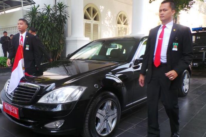 Ilustrasi Mercedes-Benz  S 600 Guard yang yang digunakan Wakil Presiden RI, Jusuf Kalla