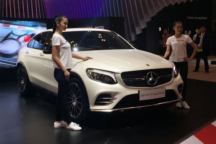 Ilustrasi Mercedes-Benz