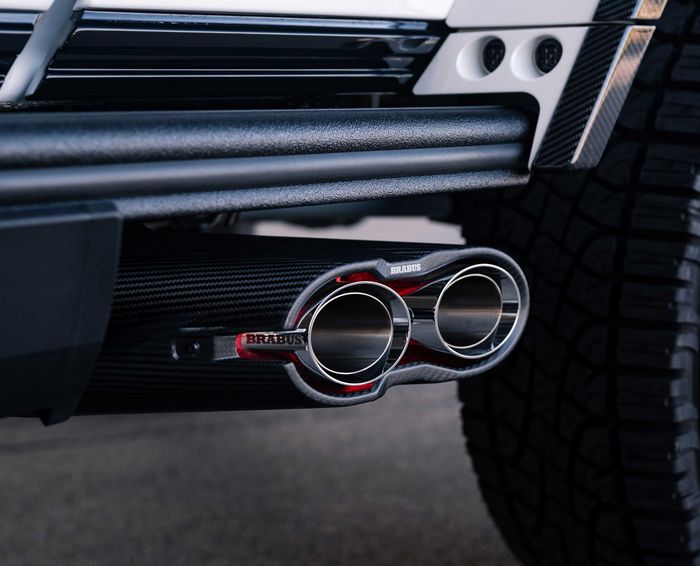 Modifikasi Mercedes-AMG G63 800 XLP Superwhite mendapat muffler kece