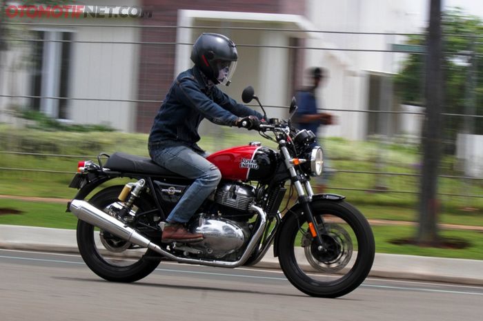 Test ride Royal Enfield Interceptor 650