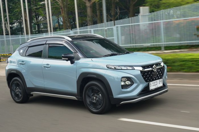 Jajal Fitur Safety Suzuki Fronx SGX, Ternyata Canggih Banget!