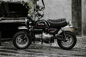 Honda Monkey Immortal Black Edition 