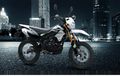 Tahun Baru Masih Minat Supermoto? Segini Harga Kawasaki KLX150SM Januari 2025