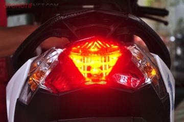 Ganti Bohlam Rem Honda Vario 150 Esp Gampang Cuma Pake Obeng Plus Semua Halaman Gridoto Com
