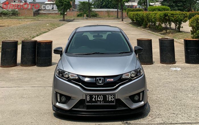 Honda Jazz Gk5 pasang lips bumper asal Thailand