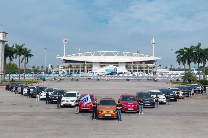 Pada tanggal 28 Maret 2026, VinFast berhasil mencetak sejarah baru dengan membukukan 3.520 pesanan kendaraan listrik hanya dalam waktu satu hari