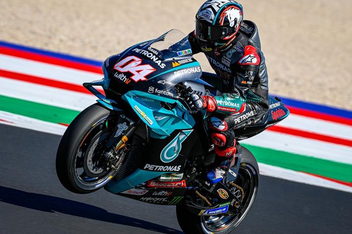 Andrea Dovizioso menegaskan bakal mengambil risiko besar bersama tim satelit Yamaha demi memperjuangkan gelar juara dunia MotoGP