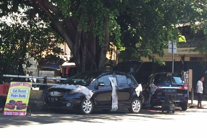 Bengkel Cat yang buka di Jalan alu-alu Rawamangun