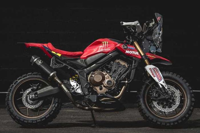 Honda CB650R ala Rally Dakar