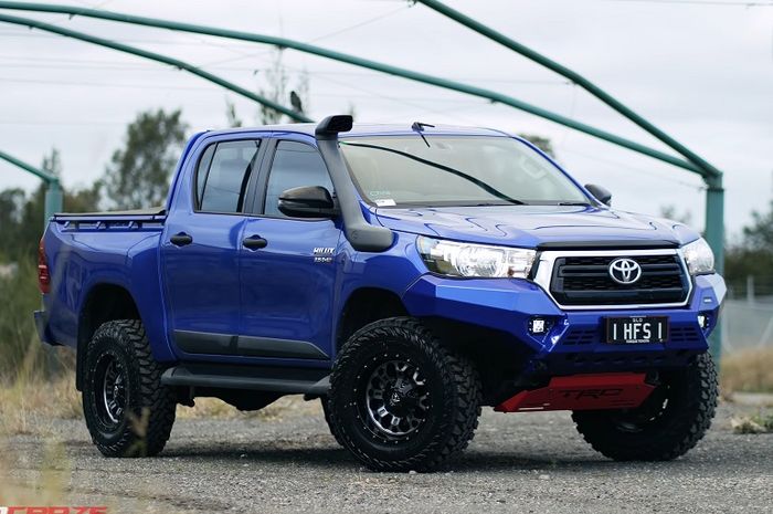 Modifikasi Toyota Hilux ALTO siap libas banjir garapan AutoCraze, Australia