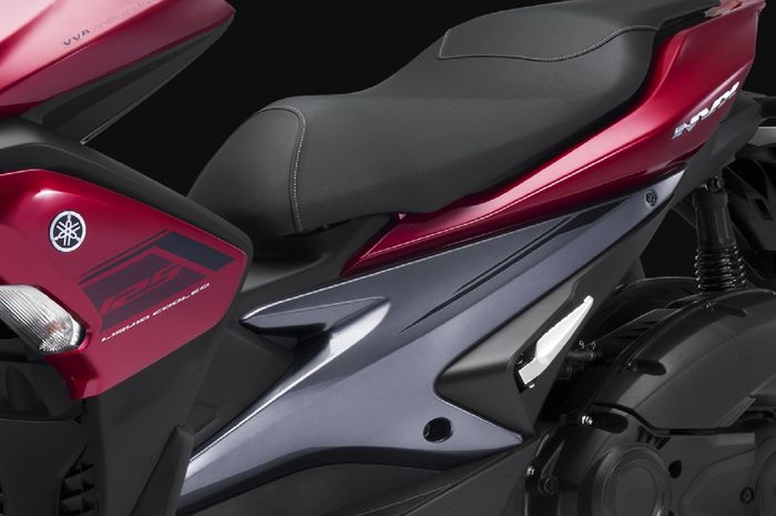 Стоп сигнал Yamaha Aerox