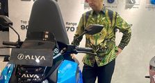Sambangi Booth ALVA di Ajang IMOS+ 2023, Ini Kata Menteri Perindustrian