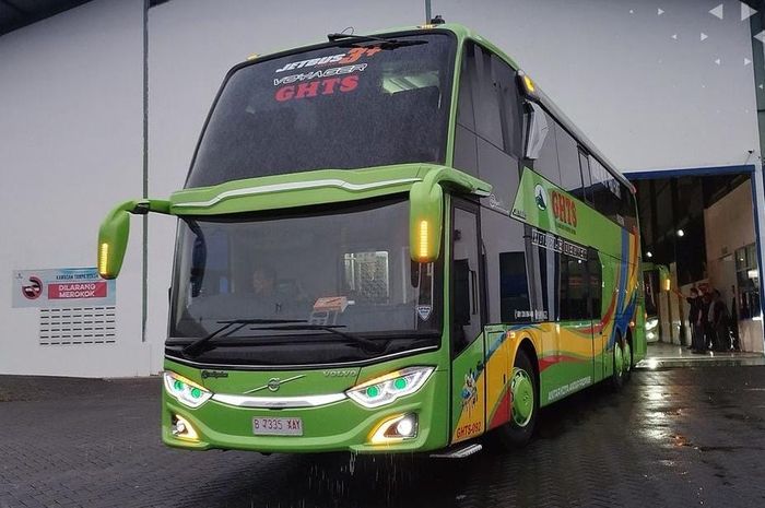 Ilustrasi bus double decker PO Gunung Harta, garapan karoseri Adi Putro