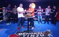 Jarang Terjadi, Ada Pertandingan Tinju di Bengkel, Rotary Auto Gandeng Chris John