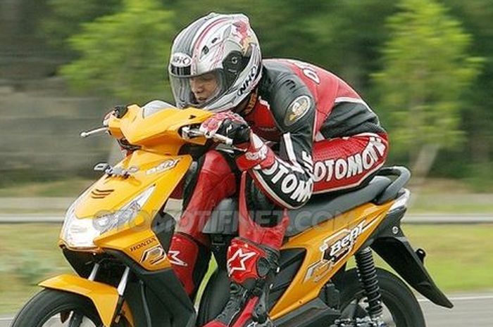 Honda BeAT Generasi 1