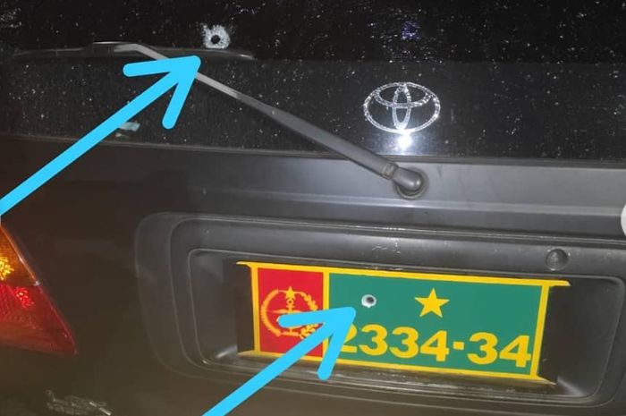 Mobil dinas Letkol CPM Dono Kuspriyanto yang bolong ditembus peluru pada Selasa (25/12/2018) malam.