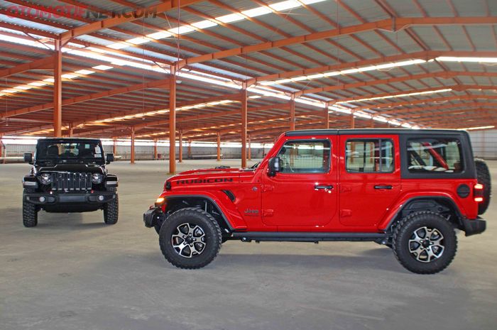 Jeep wrangler JL 2021 tersedia beberapa pilihan varian dan warna.