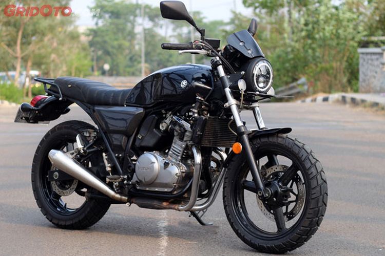 Tergoda Budaya Modifikasi Suzuki Inazuma Dipaksa Jadi Scrambler