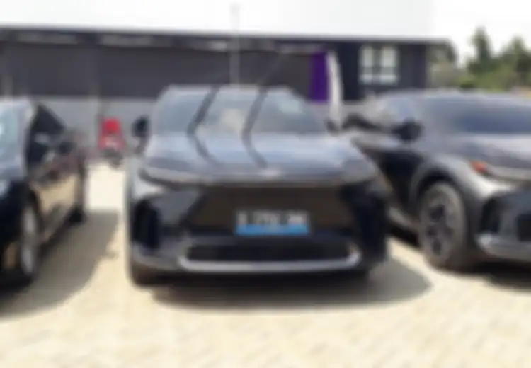 Ternyata Mobil Listrik Bekas Mulai Laku di Balai Lelang, Ini Data dari IBID