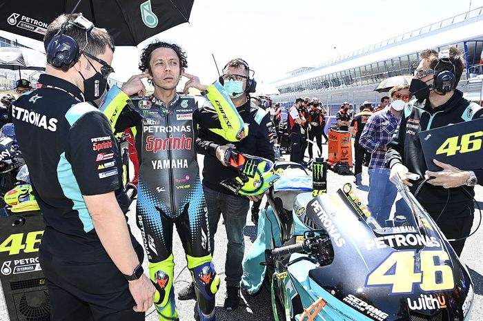 Jelang balapan MotoGP Prancis 2021 di sirkuit Le Mans, Valentino Rossi mengungkapkan ambisinya bersama Petronas Yamaha SRT 