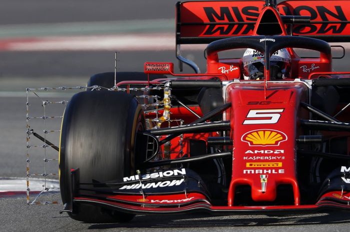 Mobil Ferrari mengukir waktu tercepat dalam tes pramusim F1 2019 kedua di Barcelona