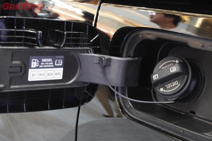 Kuras tangki mobil mesin diesel diperlukan untuk menjaga kebersihan bahan bakar yang tersimpan di dalamnya.