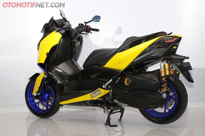 Yamaha Xmax Anti Manja Siap Kontes Harian Dan Touring Sabet Best Racing Look Customaxi Solo Gridoto Com