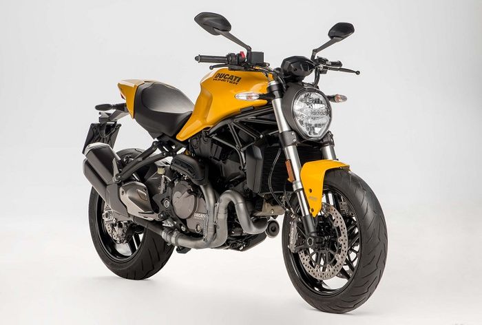 Monster 821, sang naked bike mengenang 25 tahun Monster
