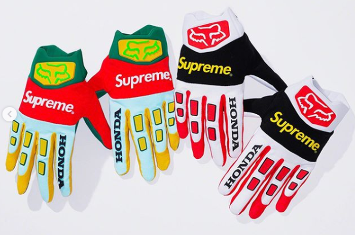 Sarung tangan kolaborasi Supreme dengan Honda dan Fox Racing