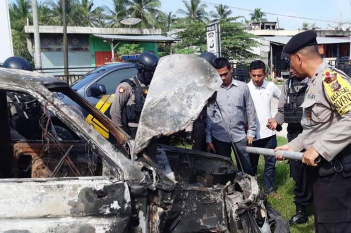 Isuzu Panther pikap milik lima pelaku pencurian ternak sapi di Aceh Utara