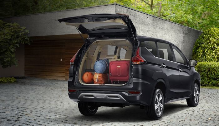 Bagasi luas Mitsubishi Xpander.