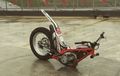 Jago Nih, Biker Muter-muter Pakai Motor Trial Satu Roda, Kamu Sanggup?