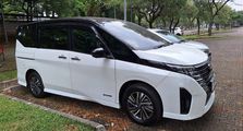 Enaknya Nissan Serena e-POWER Adalah Kebebasan Untuk Buka Pintu Ini