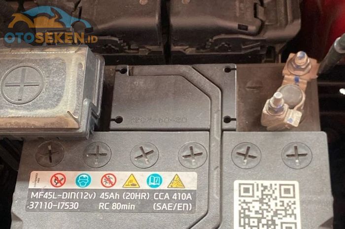 Cara Mengecek Kondisi Aki Mobil bekas yang Benar