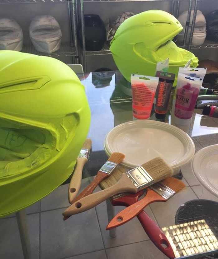Proses pembuatan grafis helm baru Valentino Rossi