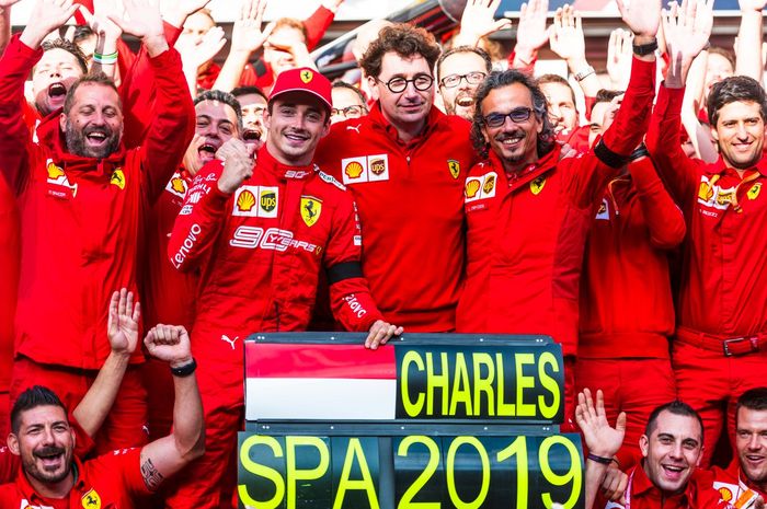 Charles Leclerc meraih kemenangan pertamanya di balap F1 dan kemenangan pertama tim Ferrari di 2019, usai balapan di GP F1 Belgia