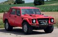 Kenalan Sama Lamborghini LM002, SUV Gagah Bermesin Supercar di Era 1980-an
