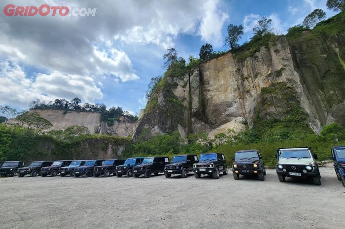 Sebanyak 30 unit mobil Mercedes-Benz G-Class