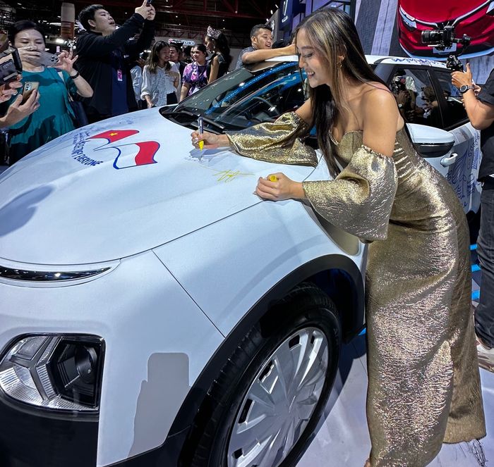 VinFast menyiapkan strategi pemasaran yang agak lain. Yakni metode subscription atau langganan baterai mobil listrik VinFast