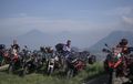 Versys Owners Indonesia Gelar Halal Bihalal, Motocamp Hingga BBQ di Merbabu 360