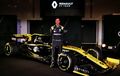 Otorace: Perdana Jajal Mobil Renault, Daniel Ricciardo Mengaku Puas