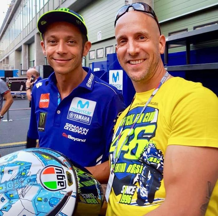 Gerhard Abel yang menjadi marshal di MotoGP Austria 2021, adalah penggemar berat Valentino Rossi