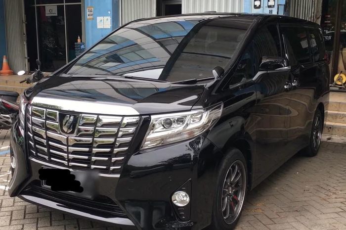 Toyota Alphard sebelum upgrade body kit model facelift 2020 CBU di Automania