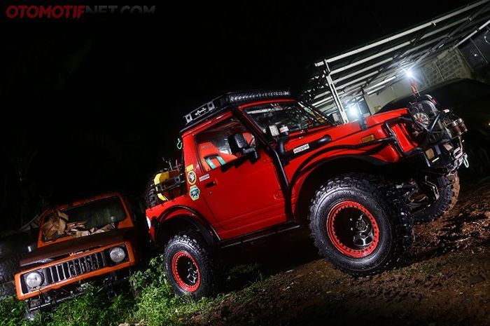 Suzuki Jimny SJ410 1983 Kisah Sang Red Dozer