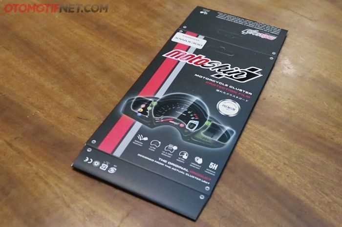 Pasang Protektor Spidometer Moto Skin  